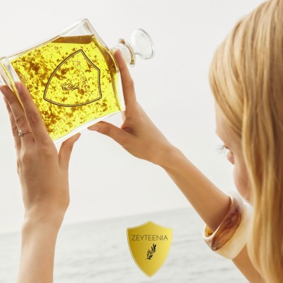 Sevdikleriniz ve Kendiniz için ZEYTEENIA Lezzet Şişesi Hediyesi